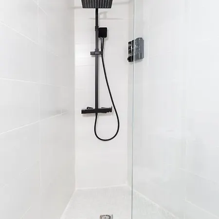 Guestready - In The Patraix Area *